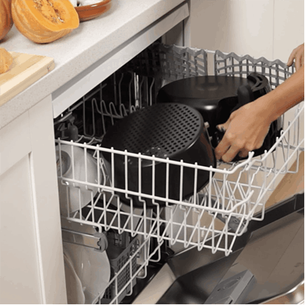  Cook your favourite fried meals with up to 80% less calories with our healthy oil free deep fryer.